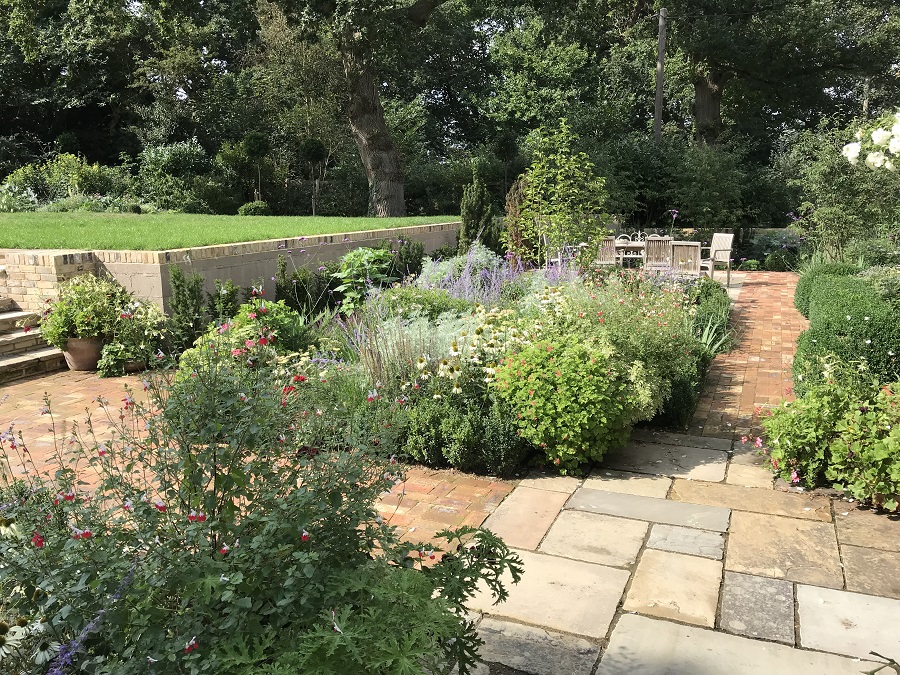 Nacton, Suffolk | DTaylor Landscapes